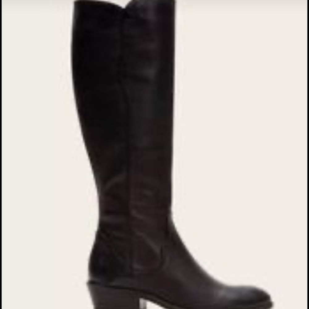 Frye Carson Piping Tall Knee Boot. Black. 8.